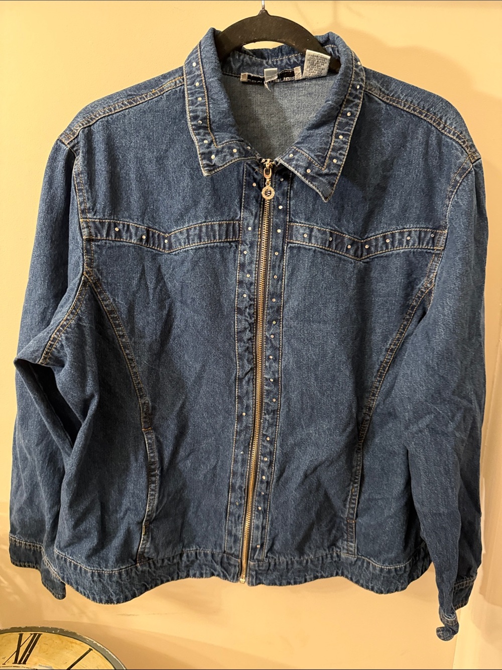 Cathy Daniels Indigo Blue Jean Jacket with studded collar and Trim. Size XL